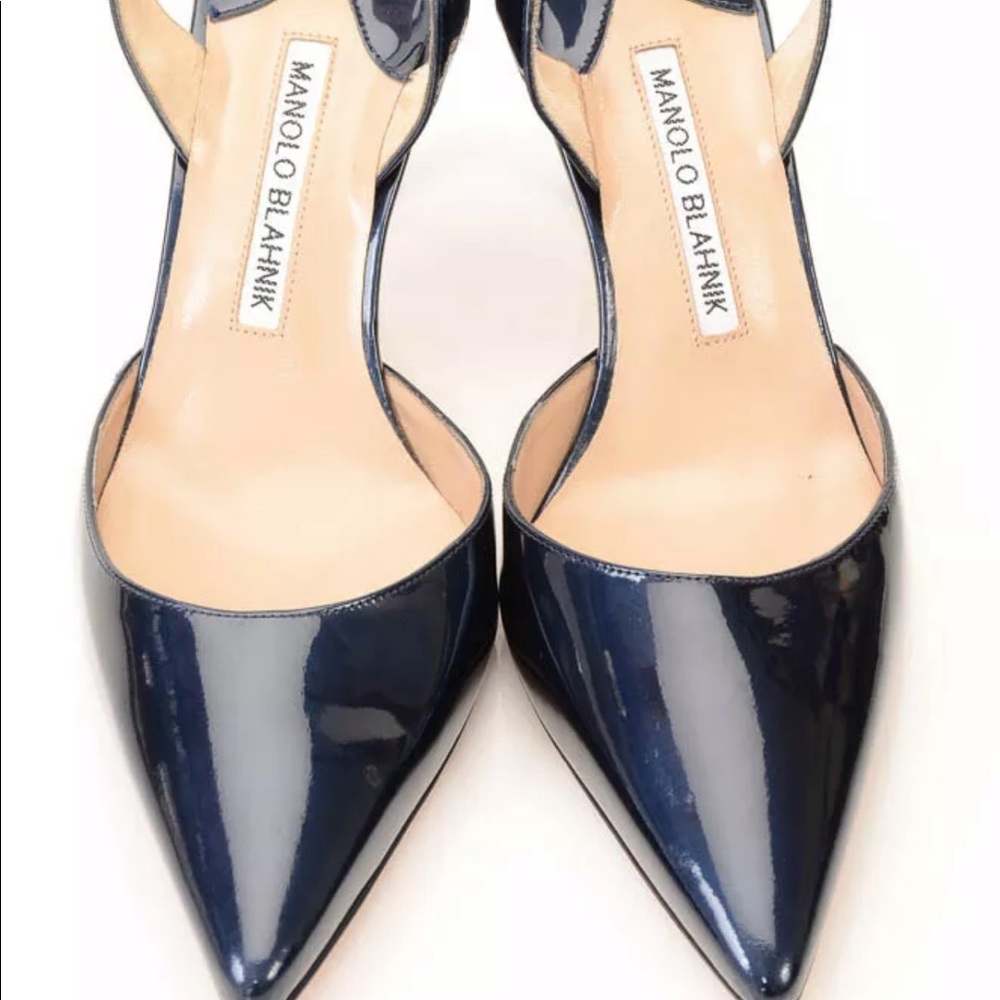 Manolo Blahnik navy L8.5 R9 patent leather